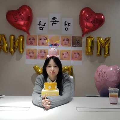 210324 - Birthday girl Mina