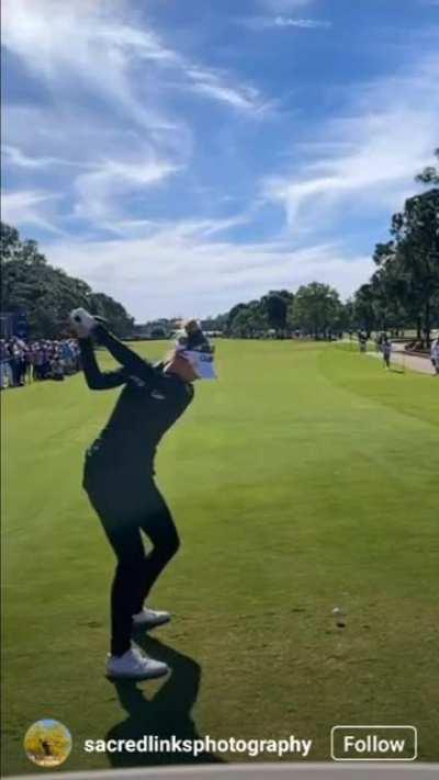 Is this the best swing in golf right now? Check out Jim Furyk's new swing. (just kidding, it's Nelly Korda) -credit to sacredlinksphotography from ig