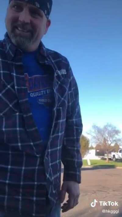 Man attacks person for parking near his house