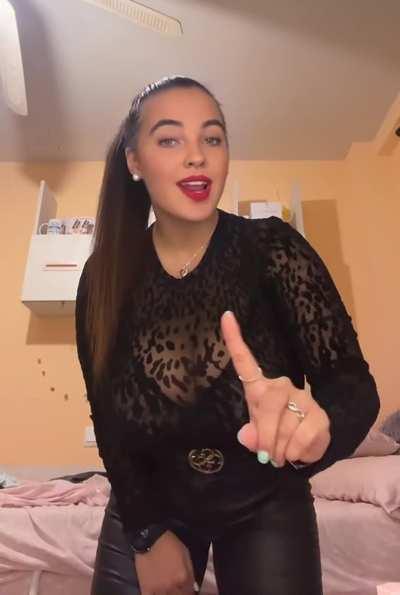 See-through top 🖤🤎