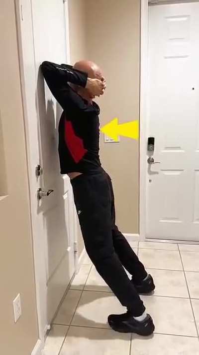 Fixing hunchback just a minute a day by Dr Mandela.