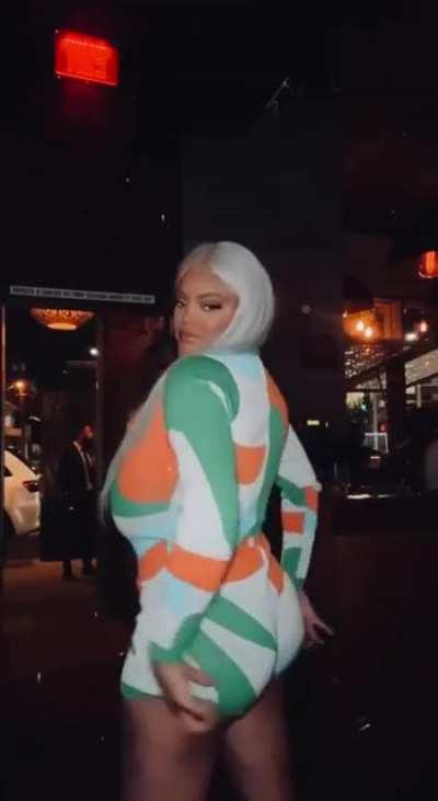 Lavish Styles Outfit For The Night