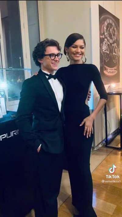 Tom and Zendaya, cute height difference