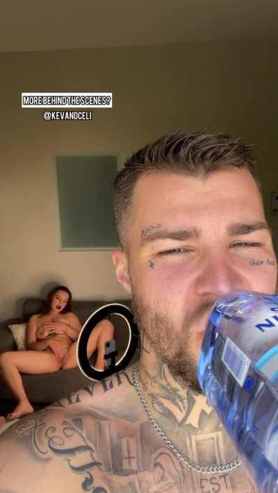 Normal day in a porn business 😂