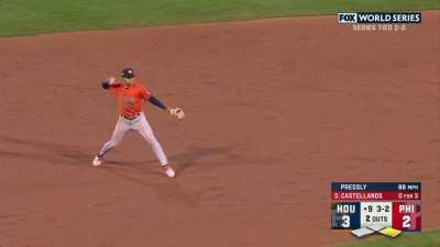 [Highlight] [Highlight] Ryan Pressly gets the 5 out save to win game 5 for the Astros and give them a 3-2 series lead over the Phillies!