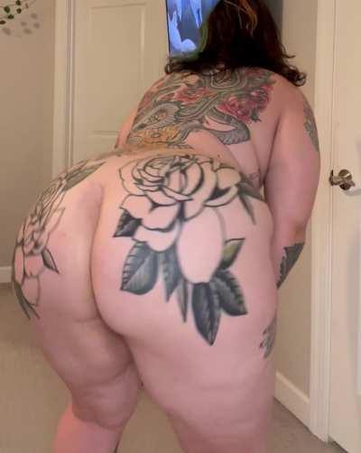 [NC] Do you like when I shake it for you? 