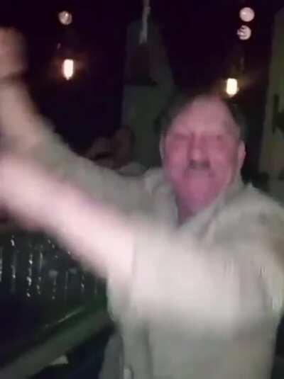 ohohoh ohohoh oh oh oh