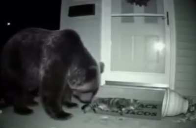 [HELP] One of my family claims it is real, I know it is not but give me some arguments because I am at a loss for words.