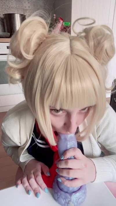 Toga Himiko giving a blowjob by DeidarasBae