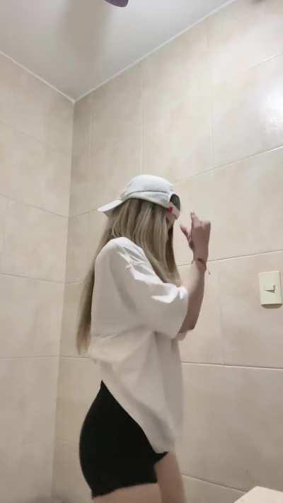 Ay dannita🤤 que ganas de tenerla encima 