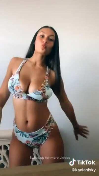 🤤Sudden Urge to get a Bentley Truck