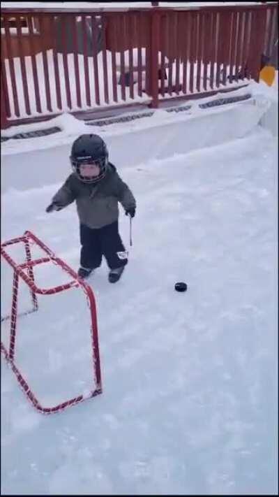 Future hockey star