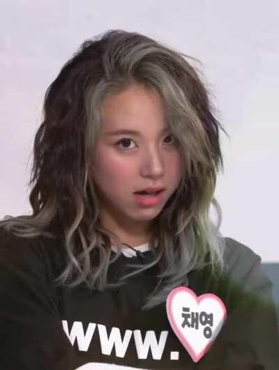 200603 - Stunning Chaeyoung