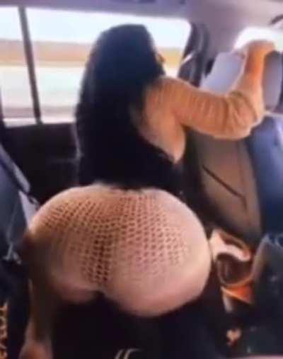 Ari Big Bounce In Slow Mo And Longer 😩