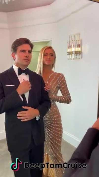 This is a fake AI generated video of Tom Cruise and Paris Hilton look alike