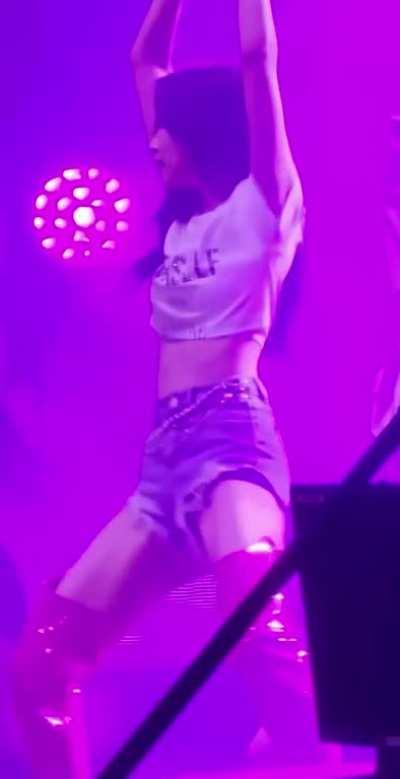 Mina 🔥