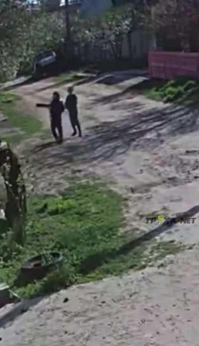 Ukrainian kid finds a Russian RPG.