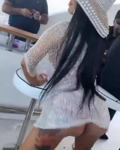 Sexy twerk in bathing suit