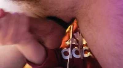 Prostate massage barely able to withstand from cumming