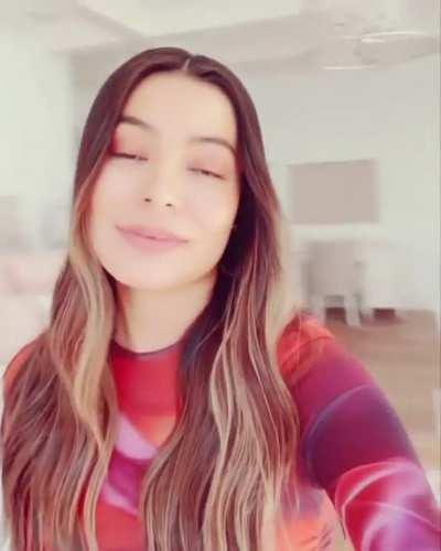 Can’t stop stroking to Miranda’s perfect face!