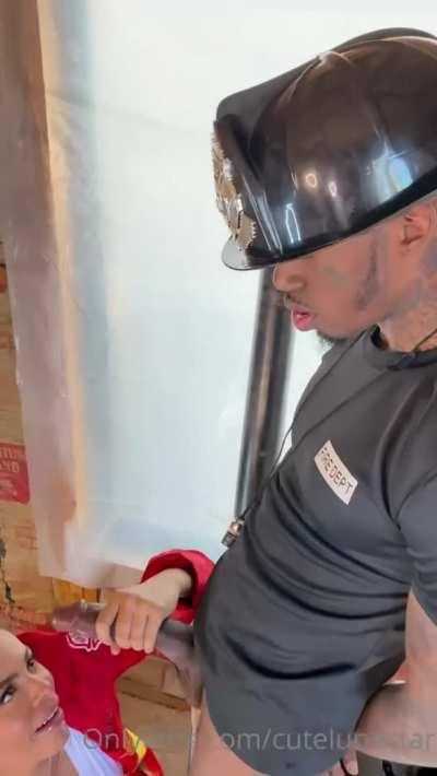 Sexy Firewoman 👩‍🚒