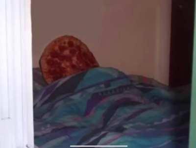 pizza face goin to sleep