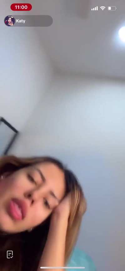 @katy_7771 Soles in pose