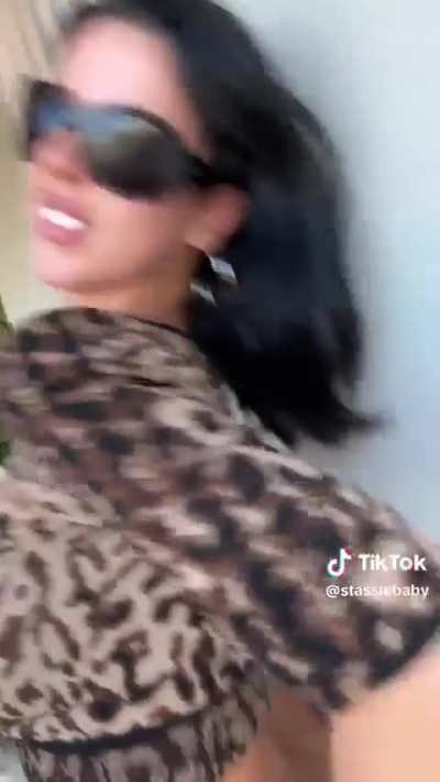 buss down - via Tiktok