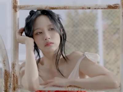 Mina giving countess vibes