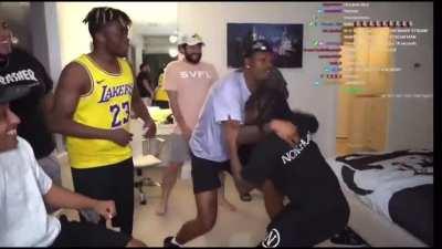 nawww AMP the best group on yt 😂😂