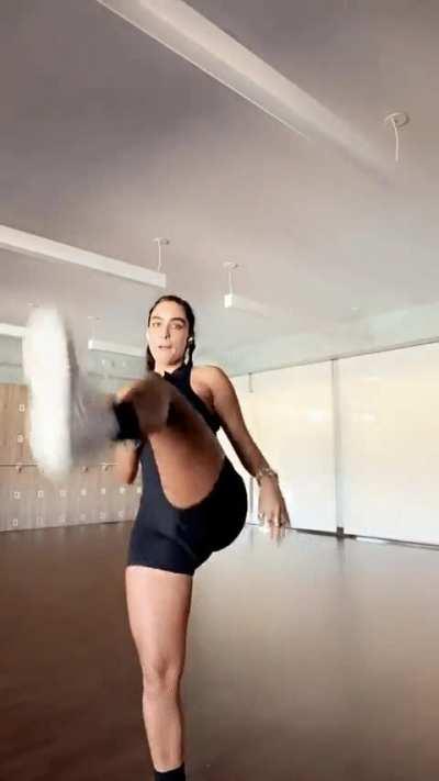 Sommer | Gym kick | Snapchat | August 2023