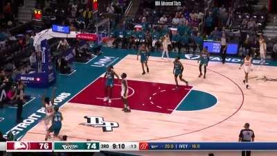 [Highlight] Trae Young casually whips a cross-court pass over the entire Pistons defense for a Hunter corner 3