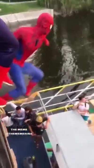 WCGW Trying to be spiderman