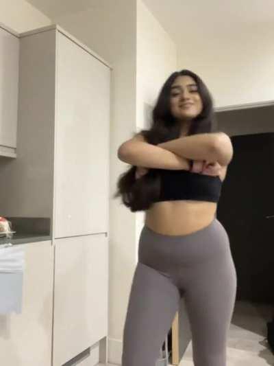 Proud Indian thotty getting ready for the gym