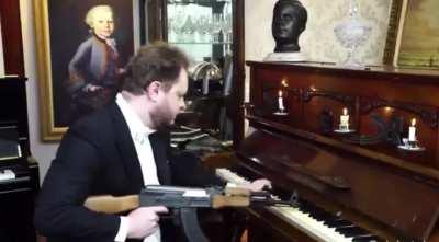 Патриотично) не политика.