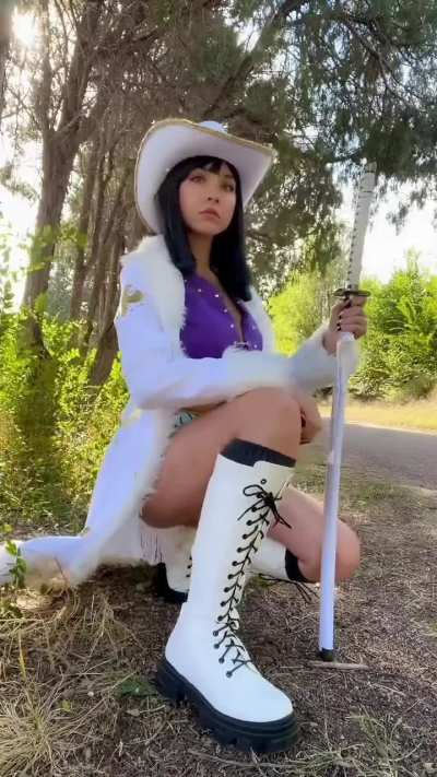 Nico Robin (EnigmaticDaze) One Piece 