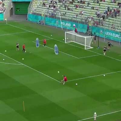 Lewandowski's training phone smash - POV of the cameraman