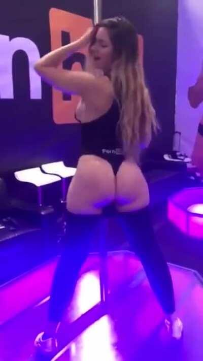 Ashley Alban Shaking Her Amazing Ass