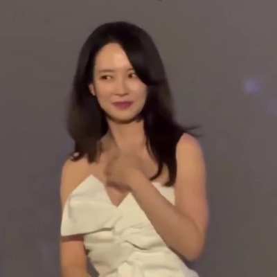 송지효 promoting Deep Dive Korea in Malaysia today~