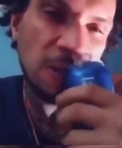 Got a good pair of chompers on him yes sir