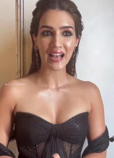 Birthday Cunt Kutti Sanon such a seductress - this bitch deserves to have a BBC gangbang tonight with some African Negroes. She should be tied up with cake on her boobies and her pussy 🥵💦