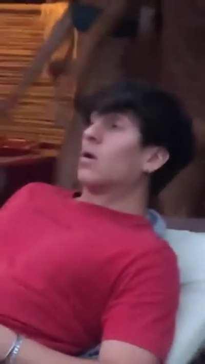 This is why u don't mix xanax with alcohol.