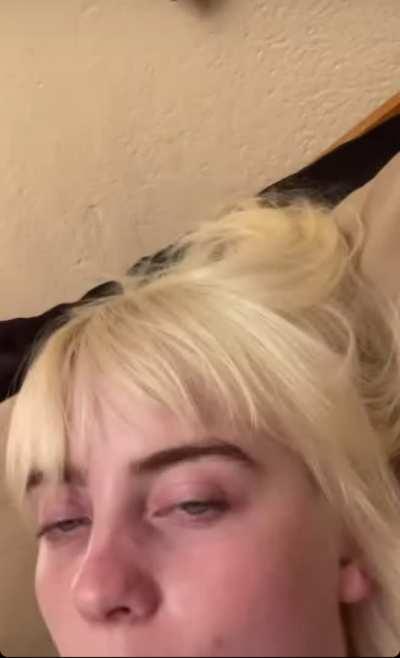 Billie Eilish has mesmerizing boobs