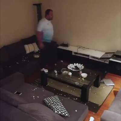 Kadınoğlan çüklerimizi gösterin