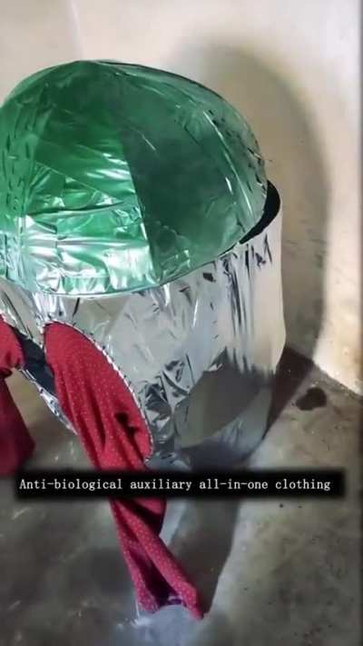 Anti-biological auxiliary all-in-one clothing - the design is very human