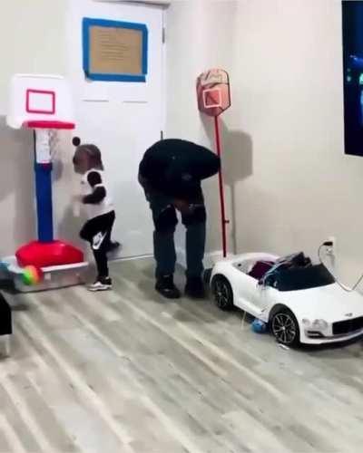 Future dunk competition winner