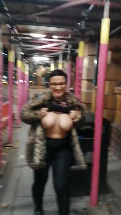 Flashing in the City centre x 41 UK 