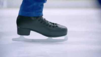 Pewdiepies chair is basically Wonder Core. No wonder he has abs.