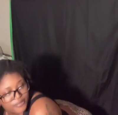 First video. Rae making sum shit clap on BIGO