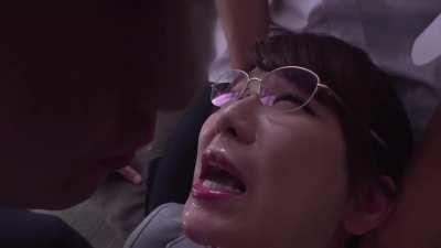 [B/G] - Swallow his spit - 340